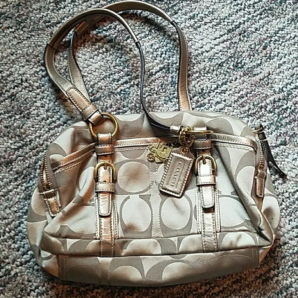 Coach purse tan/gold color